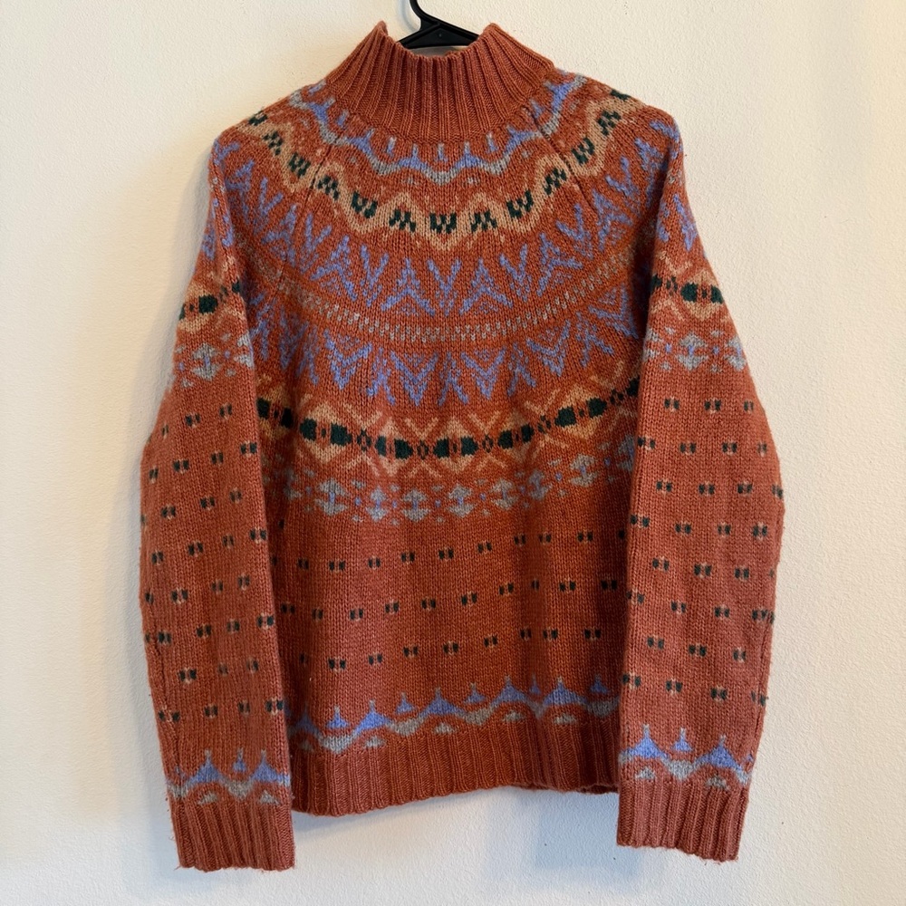 American Eagle Pattern Sweater Size S